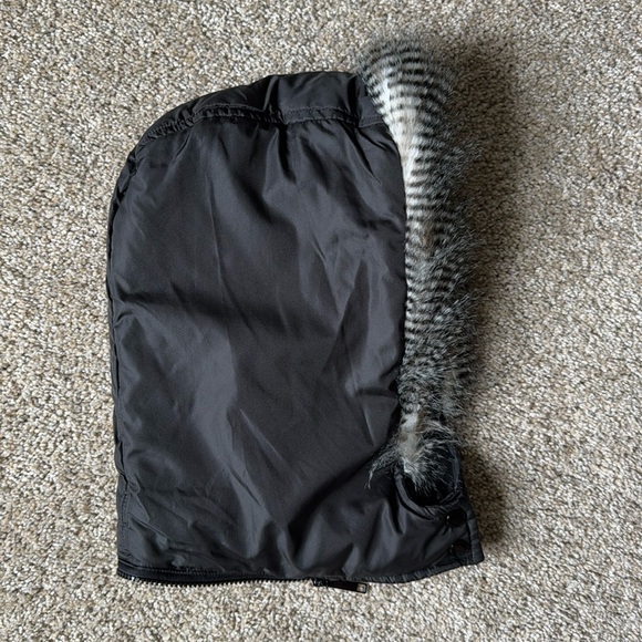 Ashley Outerwear Faux Fur Hooded Vest - Picture 13 of 15